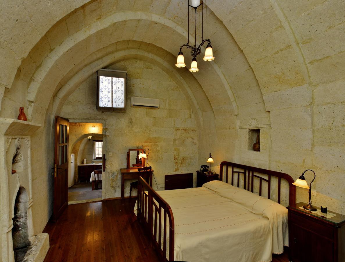 Esbelli Evi Cave Houses Urgup Exterior photo