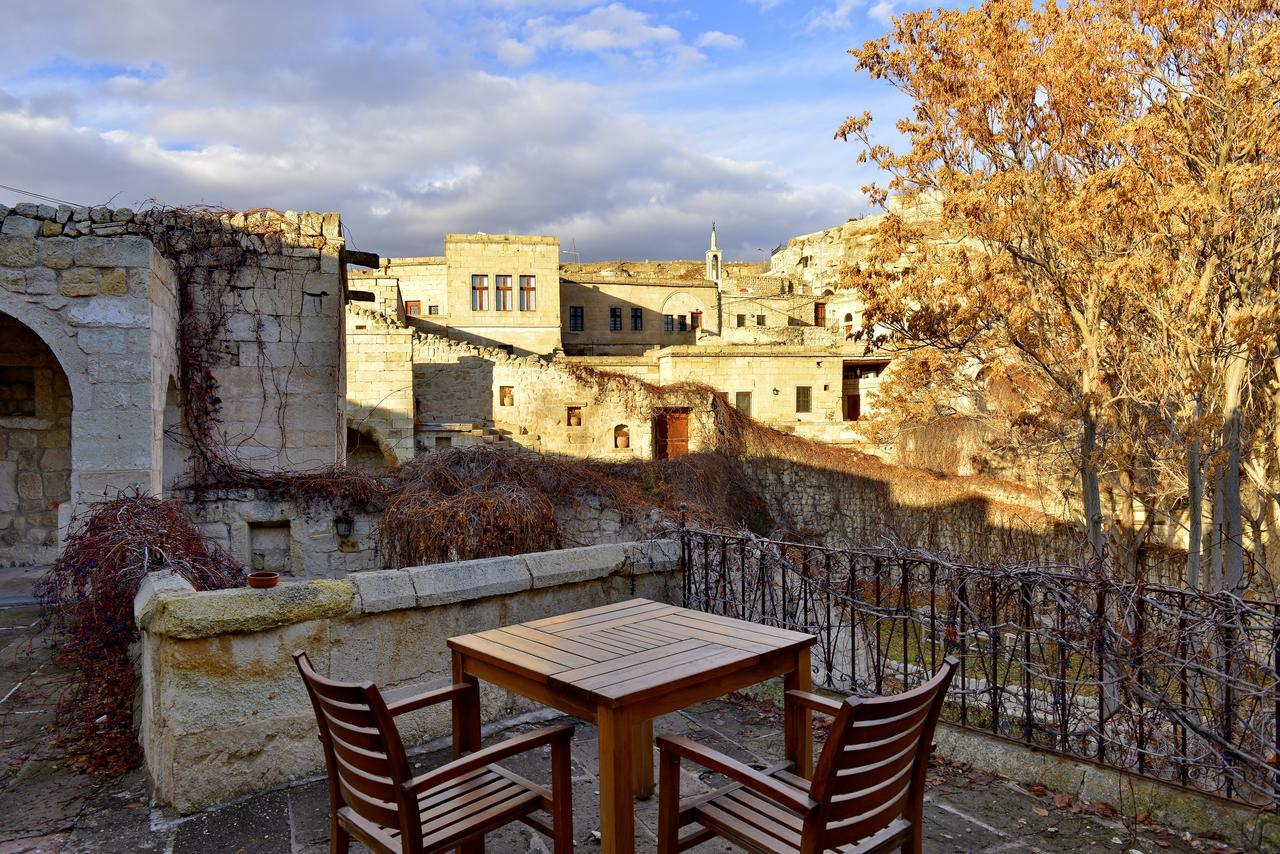 Esbelli Evi Cave Houses Urgup Exterior photo